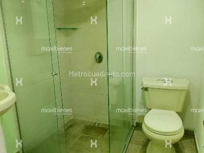 Casa de 5 alcobas en venta en El Dorado, Envigado, 210 m² · foto 8 de 20