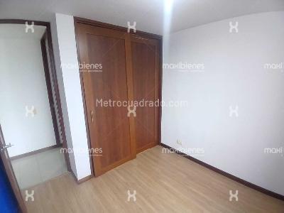 Apartamento de 3 alcobas en venta en Alto De Las Flores, Envigado, 70 m² · foto 13 de 19