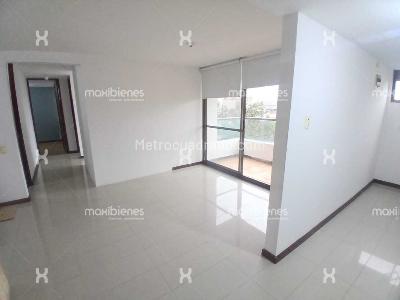 Apartamento de 3 alcobas en venta en Alto De Las Flores, Envigado, 70 m² · foto 3 de 19