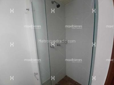 Apartamento de 3 alcobas en venta en Alto De Las Flores, Envigado, 70 m² · foto 6 de 19