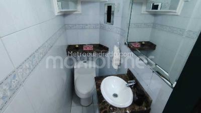 Casa de 3 alcobas en venta en Envigado, Envigado, 250 m² · foto 18 de 20