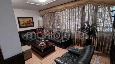 Casa de 3 alcobas en venta en Envigado, Envigado, 250 m² · foto 5 de 20