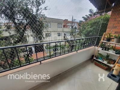 Apartamento de 3 alcobas en venta en La Magnolia, Envigado, 95 m² · foto 7 de 13