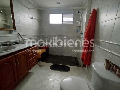 Casa de 4 alcobas en venta en Loma Del Chocho, Envigado, 170 m² · foto 17 de 20