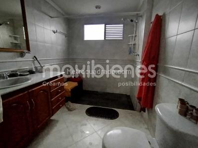 Casa de 4 alcobas en venta en Loma Del Chocho, Envigado, 170 m² · foto 19 de 20