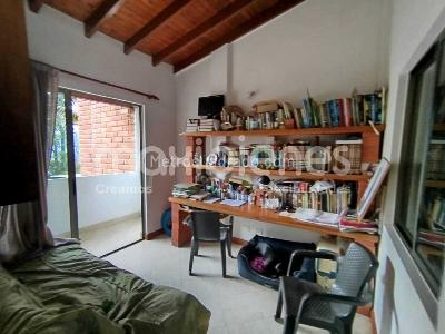 Casa de 4 alcobas en venta en Loma Del Chocho, Envigado, 170 m² · foto 7 de 20