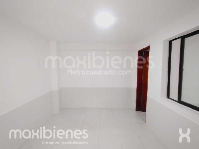 Casa de 5 alcobas en venta en Calasanz, Medellín, 220 m² · foto 5 de 18