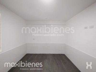 Casa de 5 alcobas en venta en Calasanz, Medellín, 220 m² · foto 9 de 18