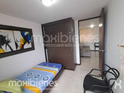 Apartamento de 3 alcobas en arriendo en Los Colores, Medellín, 83 m² · foto 13 de 18