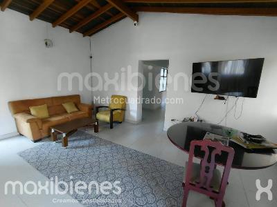 Apartamento de 3 alcobas en venta en Restrepo Naranjo, Sabaneta, 88 m² · foto 2 de 12