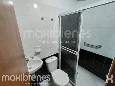 Apartamento de 3 alcobas en venta en Restrepo Naranjo, Sabaneta, 88 m² · foto 4 de 12