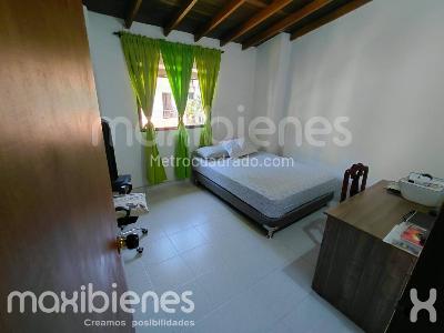 Apartamento de 3 alcobas en venta en Restrepo Naranjo, Sabaneta, 88 m² · foto 11 de 12