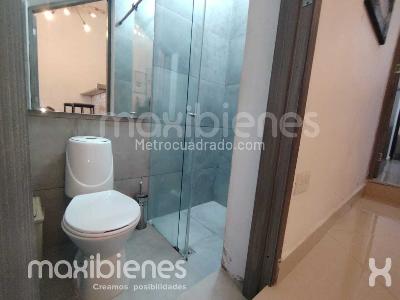 Apartaestudio en arriendo en Laureles, Medellín, 50 m² · foto 2 de 7
