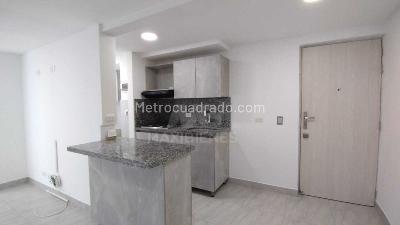 Apartamento de 3 alcobas en venta en San Jose, Sabaneta, 55 m² · foto 4 de 15