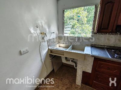 Apartamento de 3 alcobas en arriendo en Tricentenario, Medellín, 70 m² · foto 2 de 16