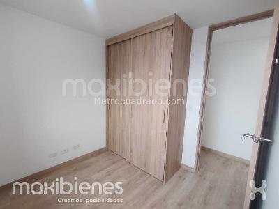 Apartamento de 2 alcobas en venta en San Jose, Sabaneta, 70 m² · foto 7 de 16