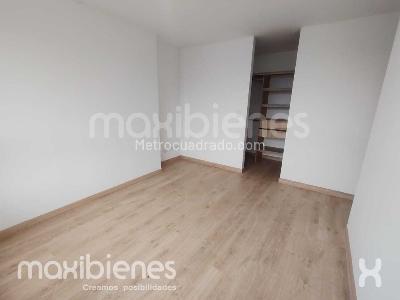 Apartamento de 2 alcobas en venta en San Jose, Sabaneta, 70 m² · foto 12 de 16