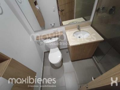 Apartamento en arriendo en Los Colores, Medellín · foto 13 de 13