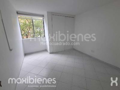 Apartamento de 4 alcobas en arriendo en Calasanz, Medellín, 90 m² · foto 12 de 19