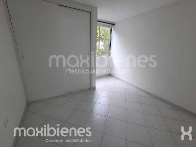 Apartamento de 4 alcobas en arriendo en Calasanz, Medellín, 90 m² · foto 6 de 19
