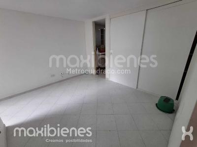 Apartamento de 4 alcobas en arriendo en Calasanz, Medellín, 90 m² · foto 8 de 19