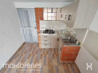 Apartamento de 3 alcobas en arriendo en La Pola, Medellín, 50 m² · foto 12 de 13