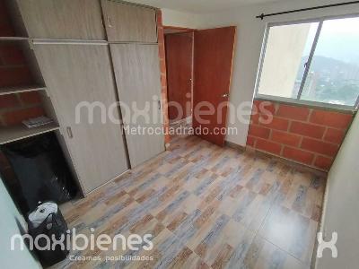 Apartamento de 3 alcobas en arriendo en La Pola, Medellín, 50 m² · foto 5 de 13