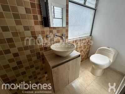 Apartamento de 2 alcobas en arriendo en Loma Del Indio, Medellín, 45 m² · foto 17 de 18