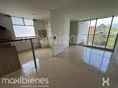 Apartamento de 2 alcobas en arriendo en Loma Del Indio, Medellín, 45 m² · foto 4 de 18