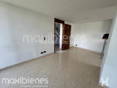 Apartamento de 2 alcobas en arriendo en Loma Del Indio, Medellín, 45 m² · foto 8 de 18