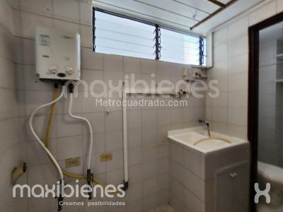 Apartamento de 3 alcobas en arriendo en La Florida, Medellín, 95 m² · foto 15 de 19