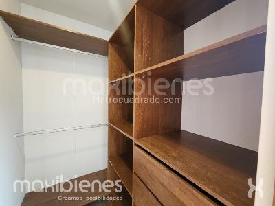 Apartamento de 3 alcobas en arriendo en El Poblado, Medellín, 120 m² · foto 7 de 12