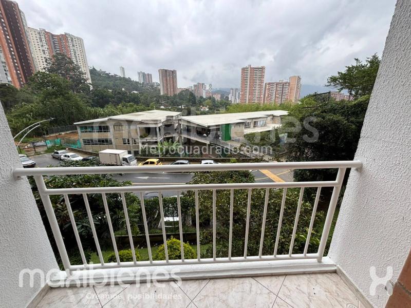 3BR Apartment in Alto De Las Flores (65 m²)