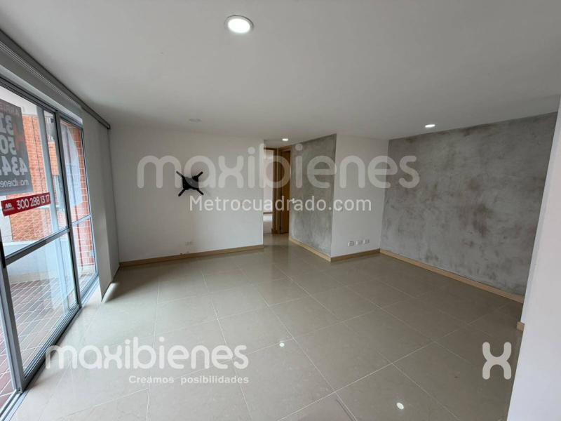 Apartamento en Arriendo, Tres Esquinas, Sabaneta