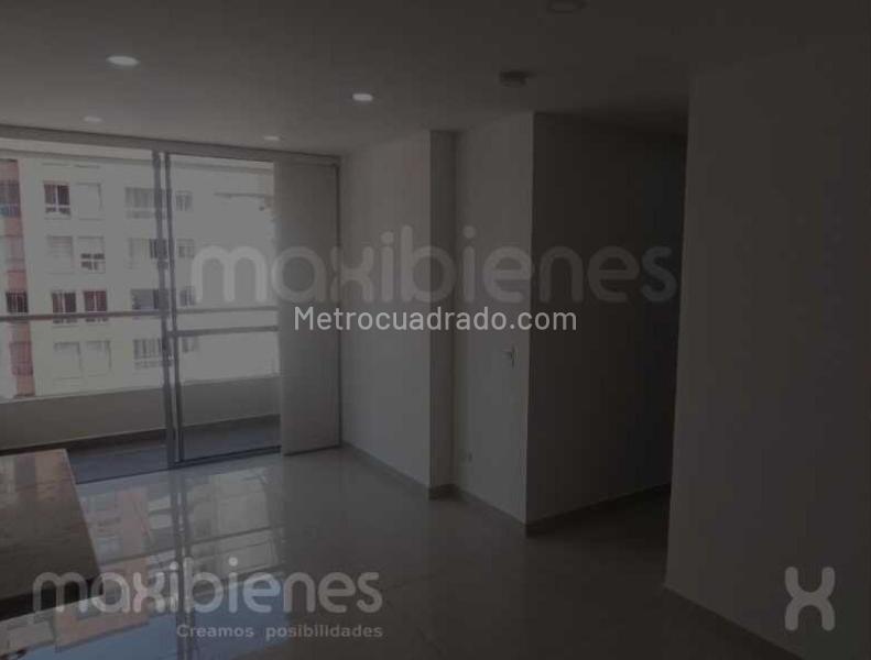 2BR Apartment with Pool in Itagüí