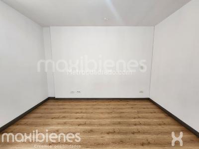 Apartamento de 3 alcobas en arriendo en Villa Carlota, Medellín, 103 m² · foto 10 de 20