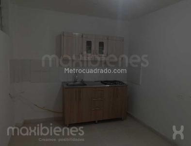 Casa de 3 alcobas en arriendo en Santa Maria La Nueva, Itagüí, 90 m² · foto 2 de 15