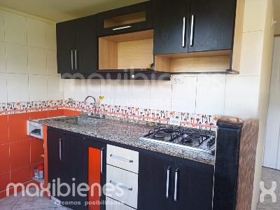 Apartamento de 2 alcobas en arriendo en Nuevos Conquistadores, Medellín, 42 m² · foto 1 de 10