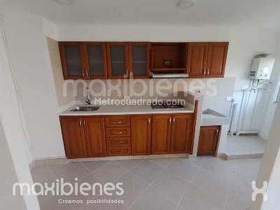 Apartamento de 3 alcobas en arriendo en Rodeo Alto, Medellín, 65 m² · foto 3 de 18