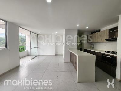 Apartamento de 3 alcobas en arriendo en San Diego, Medellín, 80 m² · foto 3 de 12