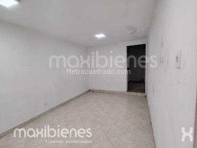 Casa de 3 alcobas en arriendo en Las Acacias, Medellín, 300 m² · foto 6 de 20