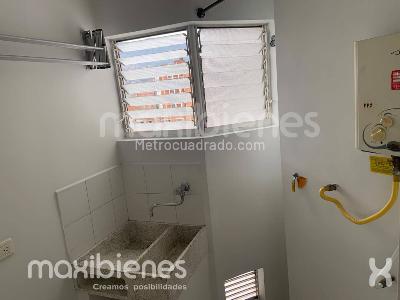 Apartaestudio en arriendo en Florida Nueva, Medellín, 40 m² · foto 4 de 13
