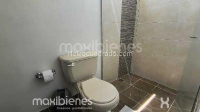 Apartaestudio en arriendo en La Aguacatala, Medellín, 40 m² · foto 9 de 9