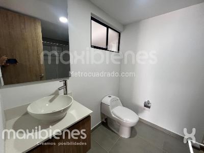 Apartamento de 3 alcobas en arriendo en Loma Del Indio, Medellín, 102 m² · foto 16 de 17
