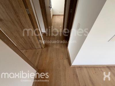 Apartamento de 3 alcobas en arriendo en Loma Del Indio, Medellín, 102 m² · foto 8 de 17