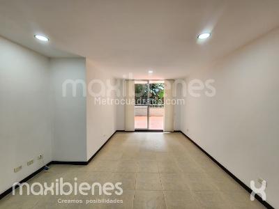 Apartamento de 2 alcobas en arriendo en Castropol, Medellín, 110 m² · foto 2 de 9