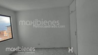 Apartamento de 2 alcobas en arriendo en Villa Loma, Medellín, 50 m² · foto 4 de 6