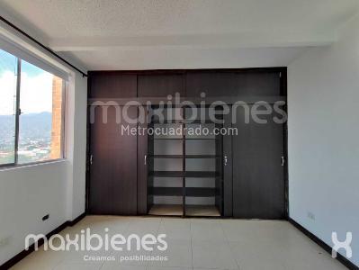 Apartamento de 3 alcobas en arriendo en Calasanz, Medellín, 74 m² · foto 10 de 15