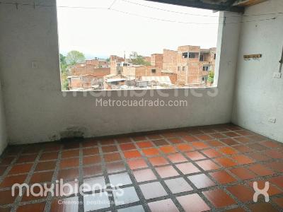 Casa de 4 alcobas en venta en Florencia, Medellín, 80 m² · foto 3 de 11