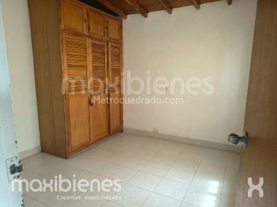 Casa de 4 alcobas en venta en Florencia, Medellín, 80 m² · foto 6 de 11